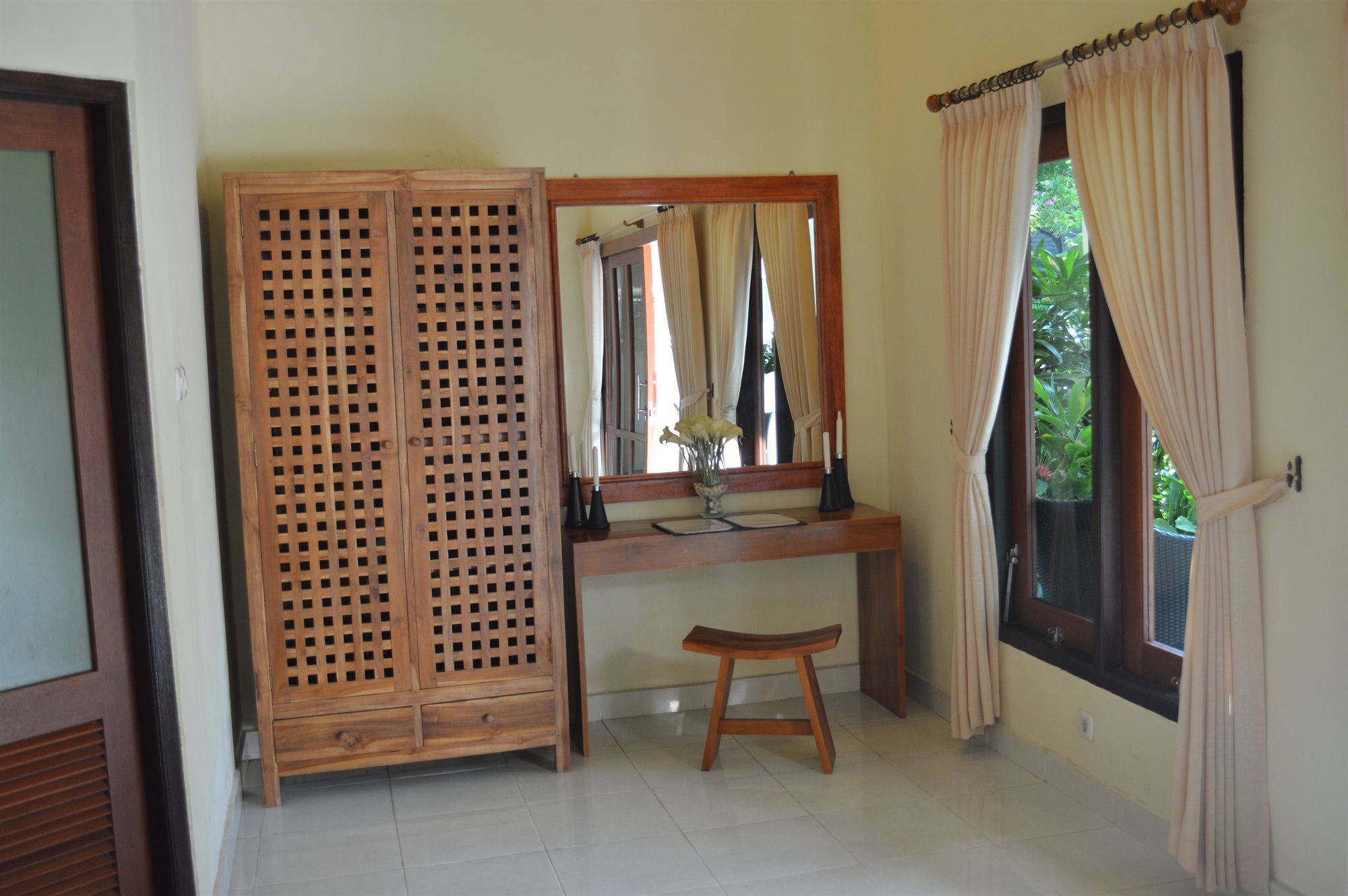 Ocean Sun Dive Resort Tulamben Esterno foto